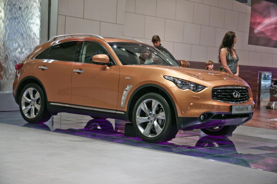 Infiniti FX50 2009 года  (фото 7 из 110)